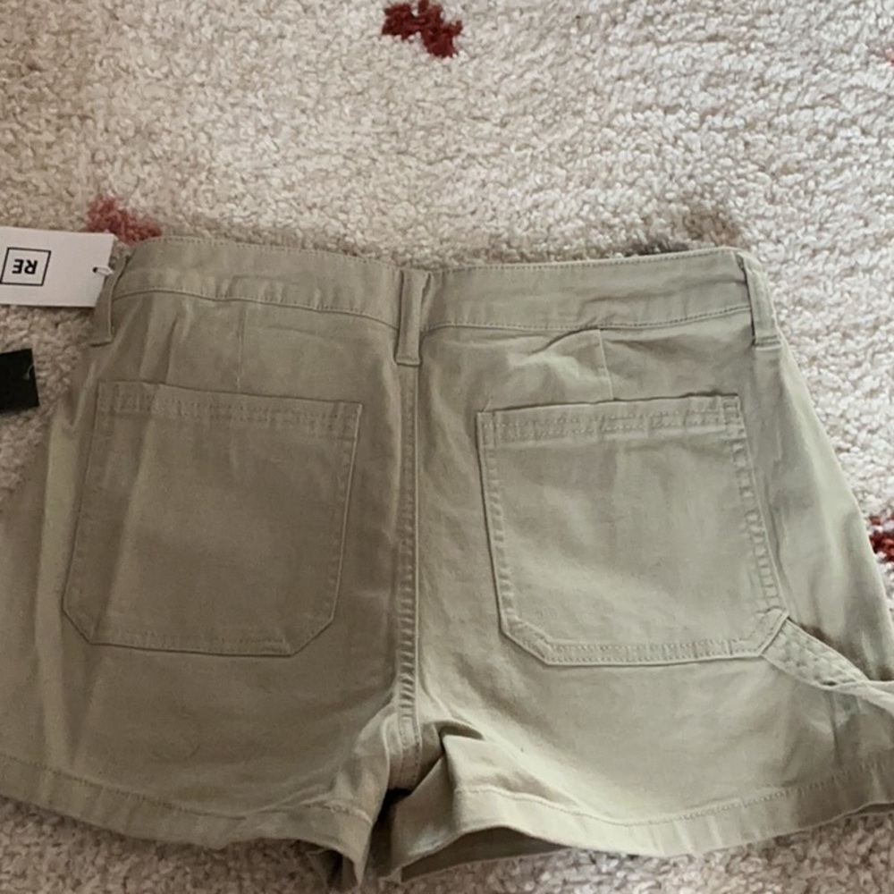 Shorts - Picture 2 of 3